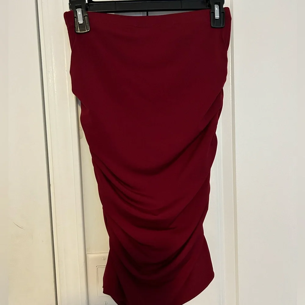 Ruched burgundy pencil skirt - Picture 1 of 3